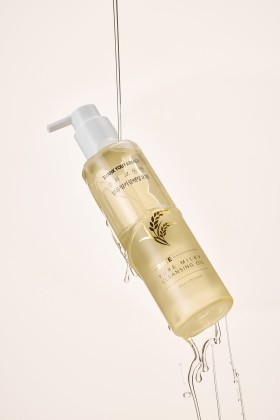 Thank you Farmer Rice Pure Milky Cleansing Oil 200ml