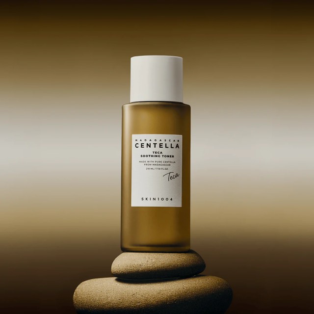 SKIN1004 Madagascar Centella Teca Soothing Toner - Καταπραϋντικό & Ενυδατικό Toner , 210 ml